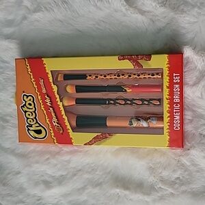 🔥Flaming Hot Cheetos Cosmetic Brush Set